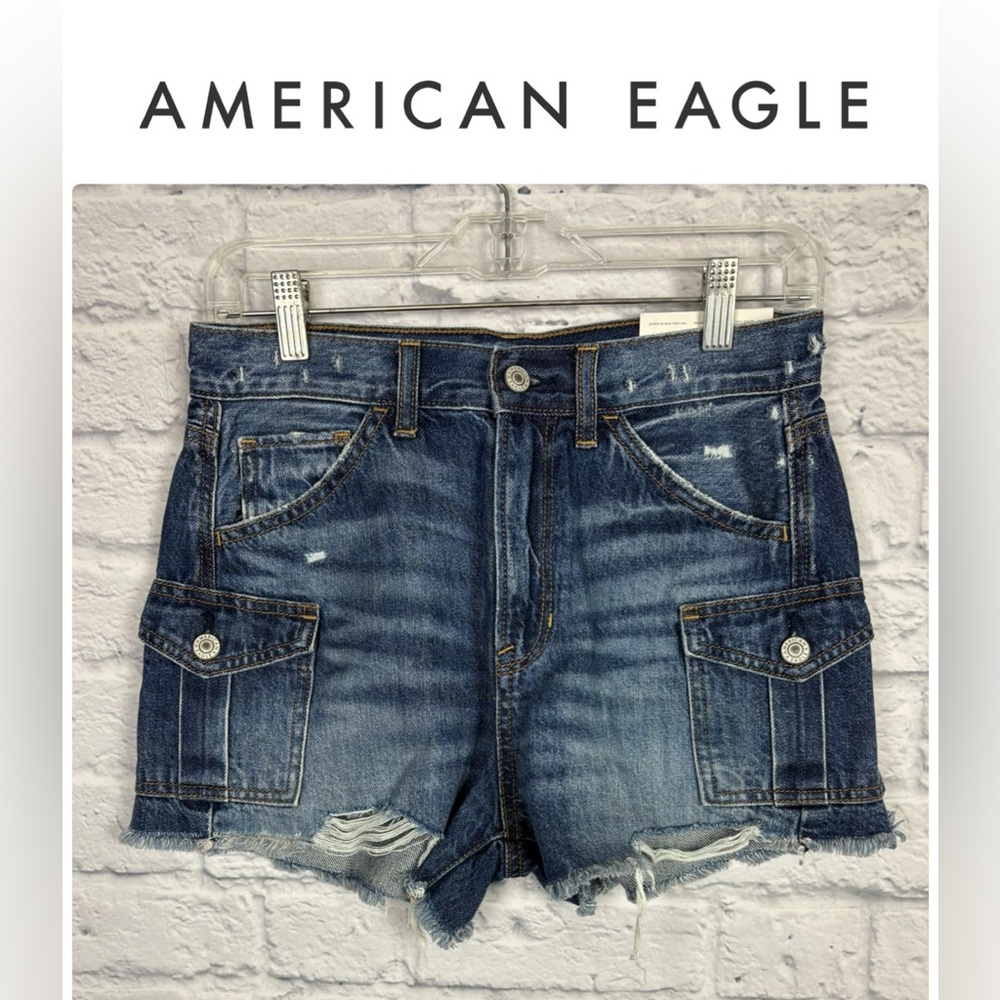 NWT American Eagle Super High Rise Festival shorts size 2